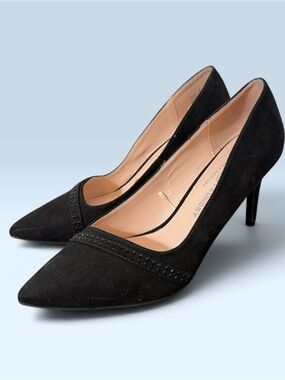 Chinese Laundry Black Pointed Suede-Look Pumps